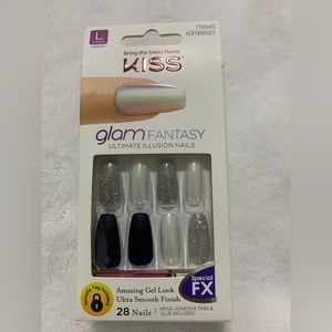 KISS Glam Fantasy Press On Nails
